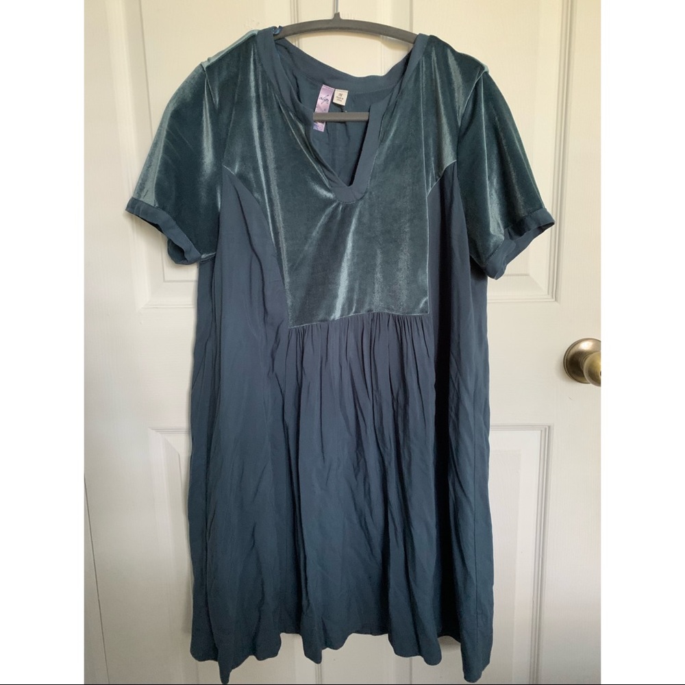 Francesca’s Blue Velvet Holiday Swing Dress